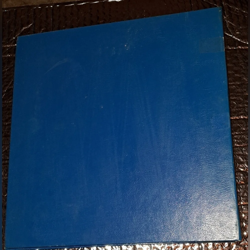 BINDER NOTEBOOK 3 RING PREOWNED